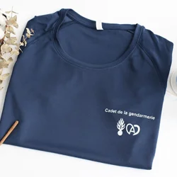 Tee-shirt-de-sport-imprimé-avec-logo